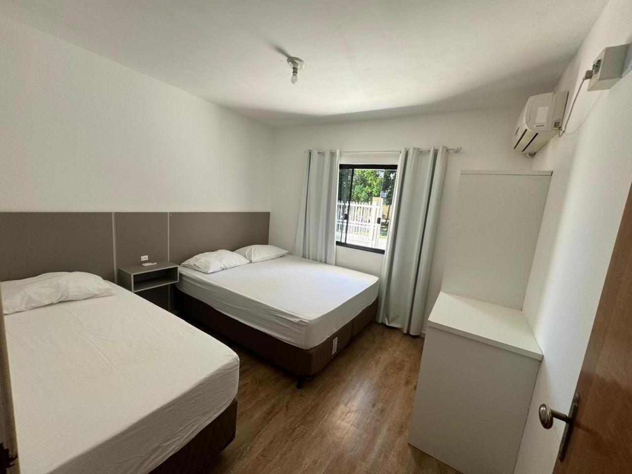Residencial Montoski 봄비나스 외부 사진