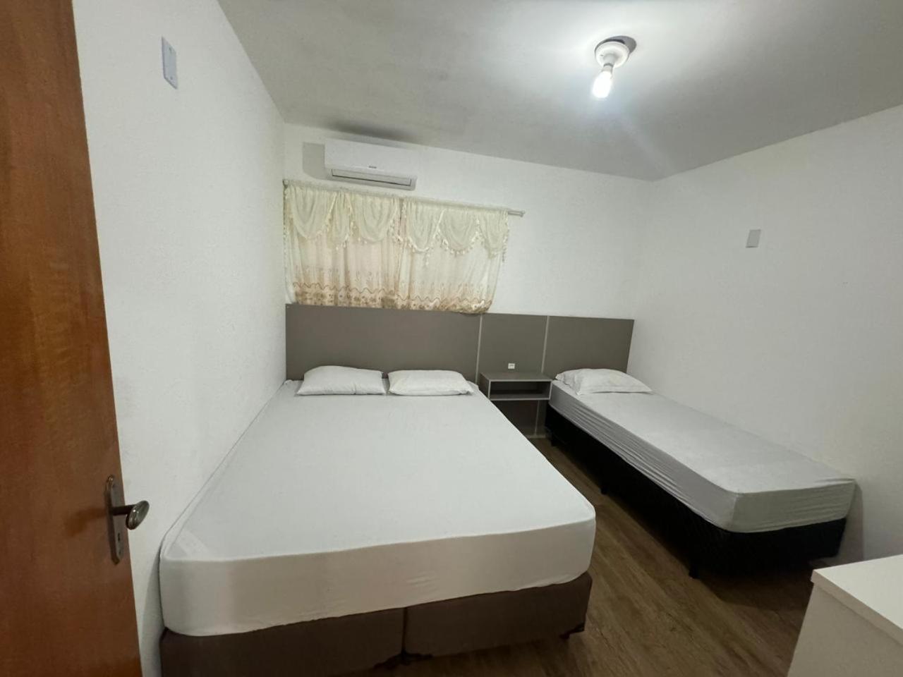 Residencial Montoski 봄비나스 외부 사진